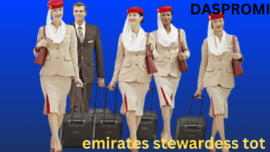 emirates stewardess tot